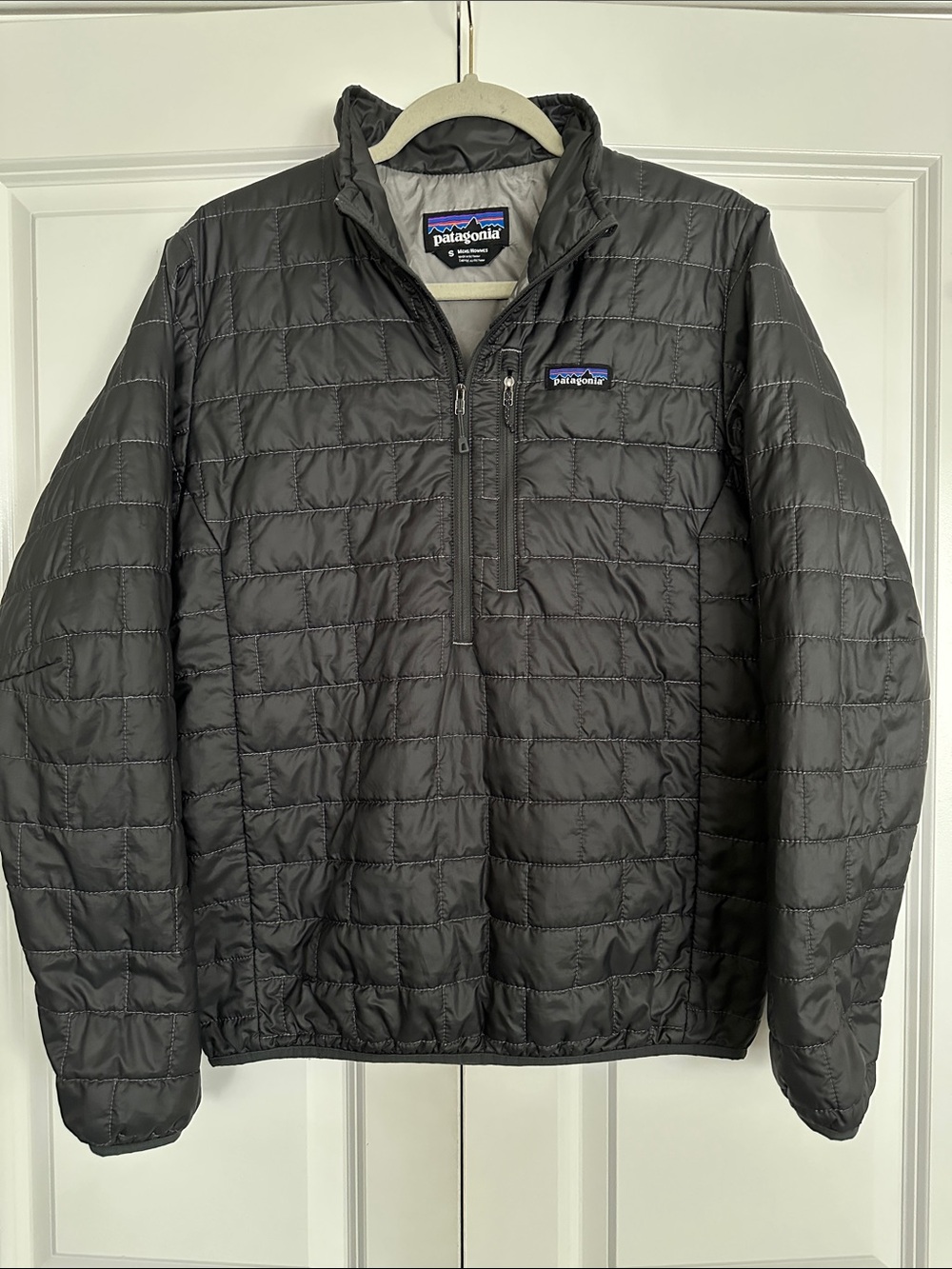 Patagonia Men’s Nano Puff Pullover Jacket